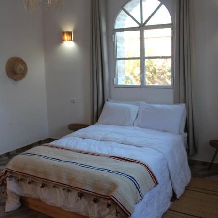 에사우이라 Les Jardins Fleuris B&B 외부 사진