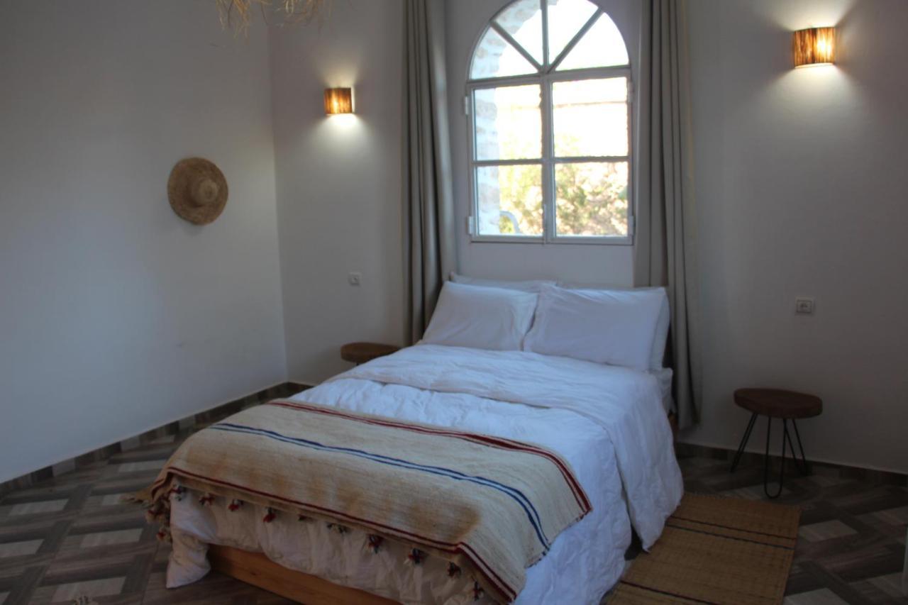 에사우이라 Les Jardins Fleuris B&B 외부 사진