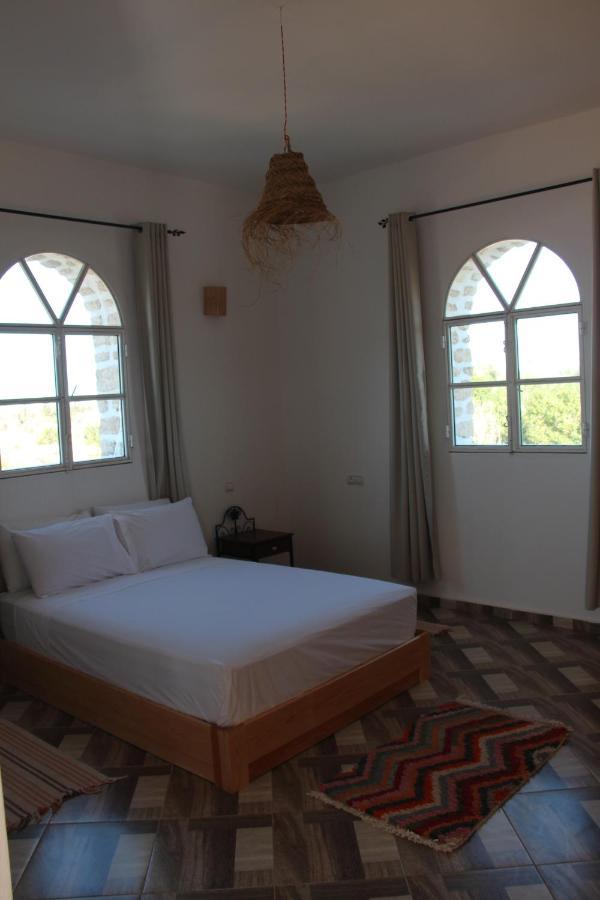 에사우이라 Les Jardins Fleuris B&B 외부 사진